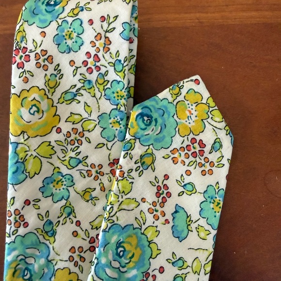 J CREW Floral fabric belt with gold buckle size M-L NWT - Picture 3 of 4